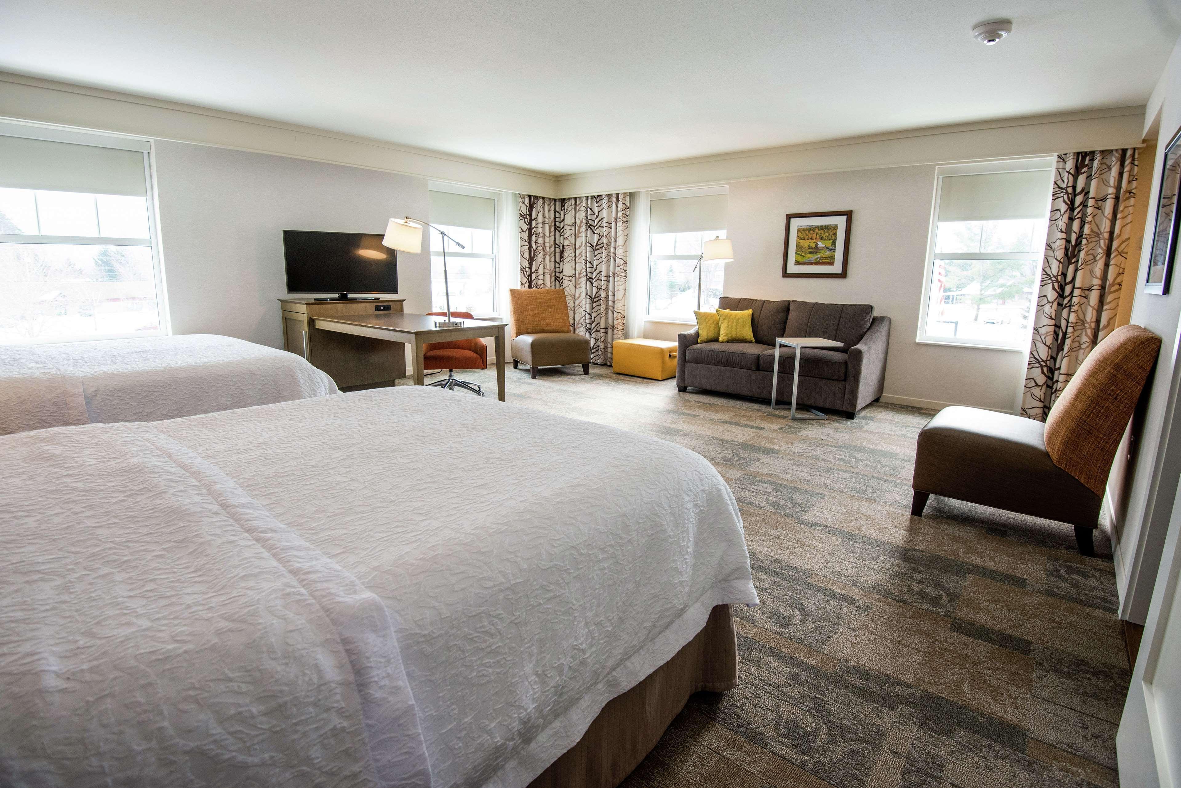 Hampton Inn & Suites Manchester, Vt Eksteriør billede