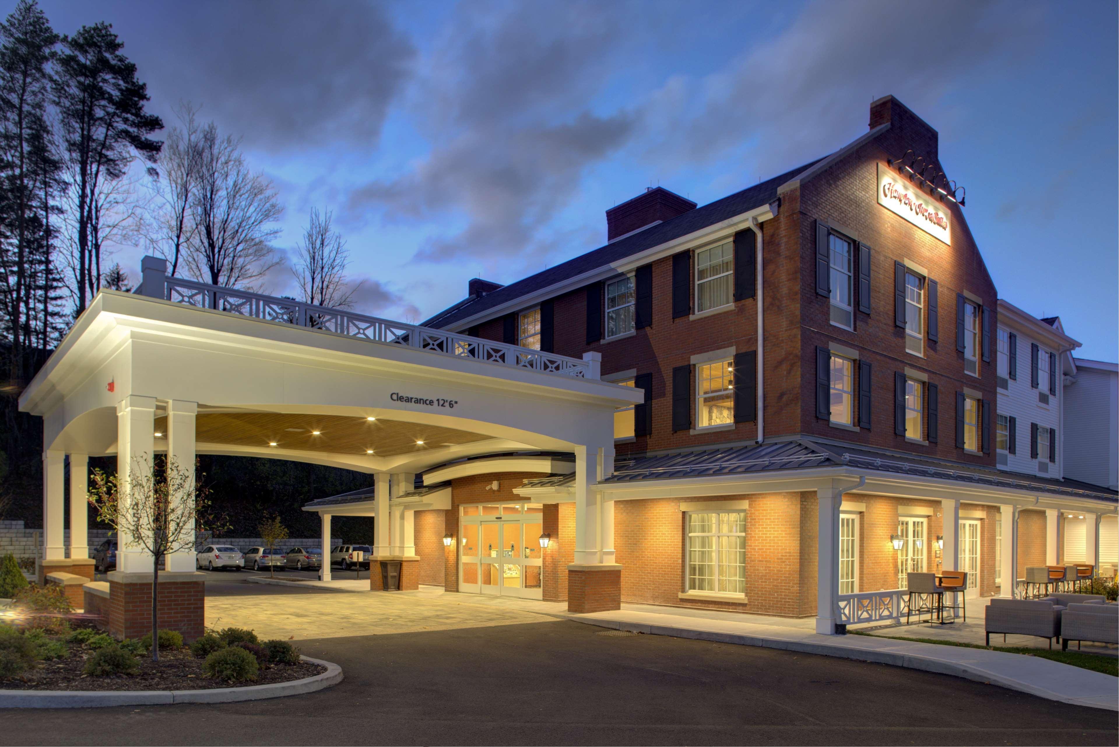 Hampton Inn & Suites Manchester, Vt Eksteriør billede