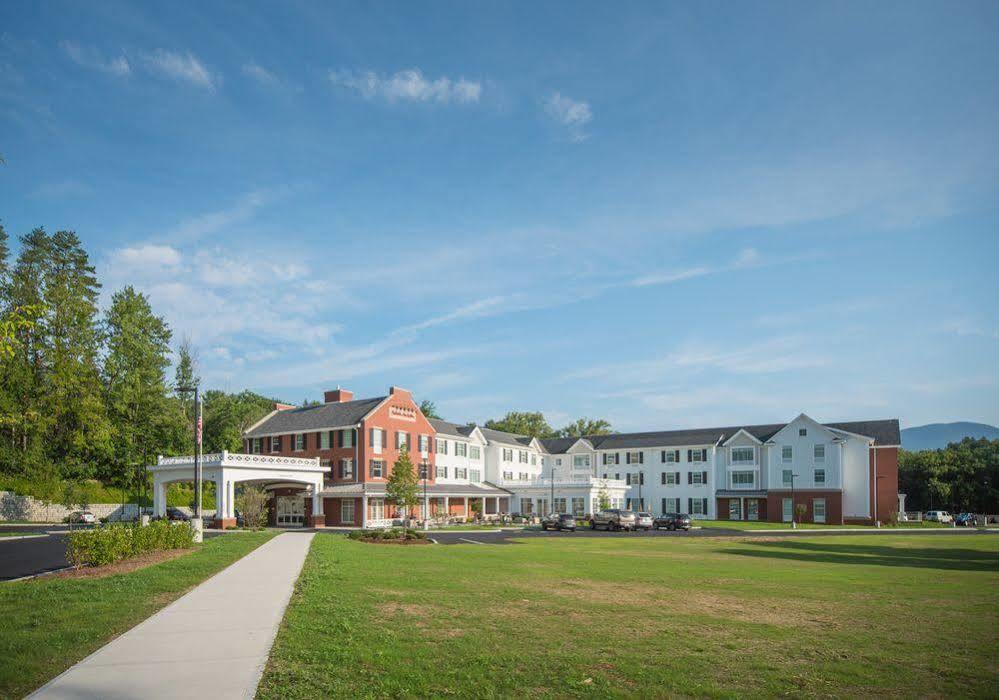 Hampton Inn & Suites Manchester, Vt Eksteriør billede